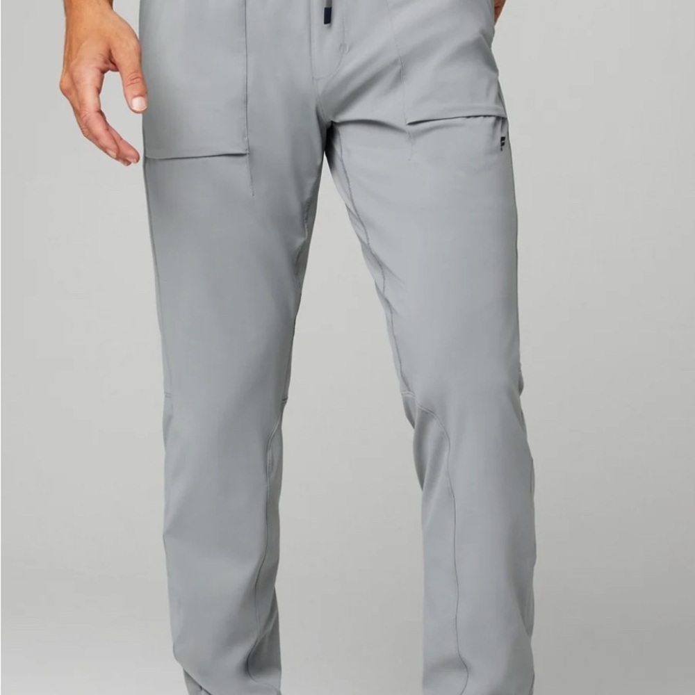 Fabletics Men's Light Gray Joggers